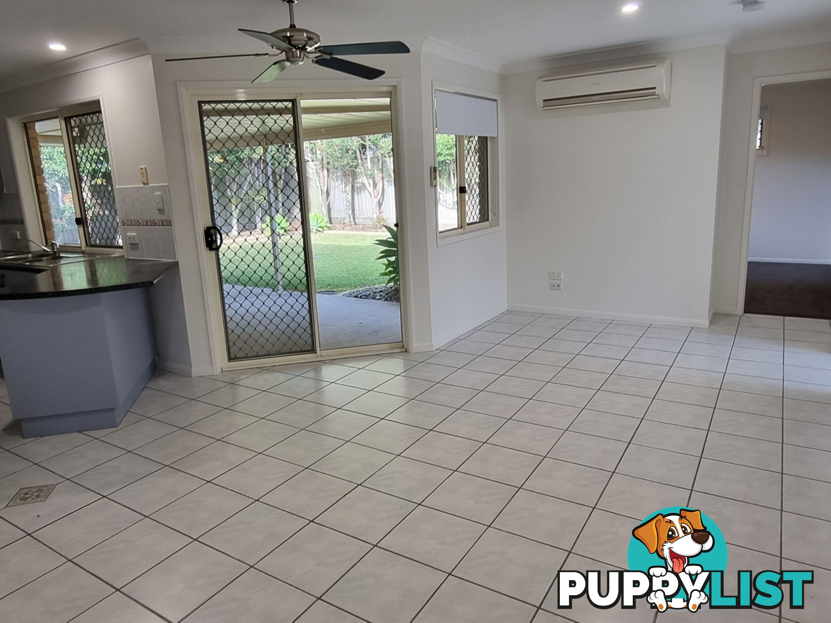 6 Avoca Esplanade SANDSTONE POINT QLD 4511