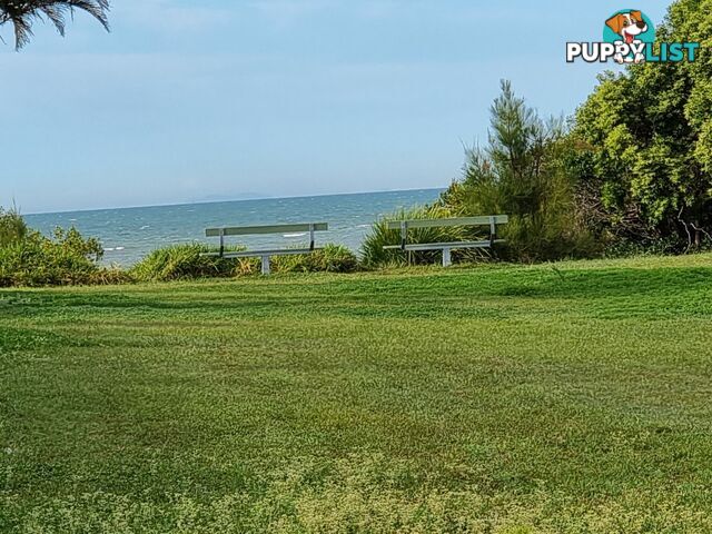 6 Avoca Esplanade SANDSTONE POINT QLD 4511