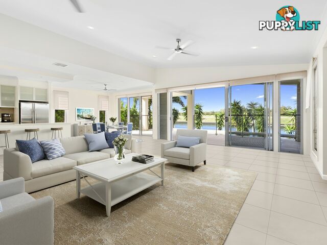 30 The Peninsula BANKSIA BEACH QLD 4507