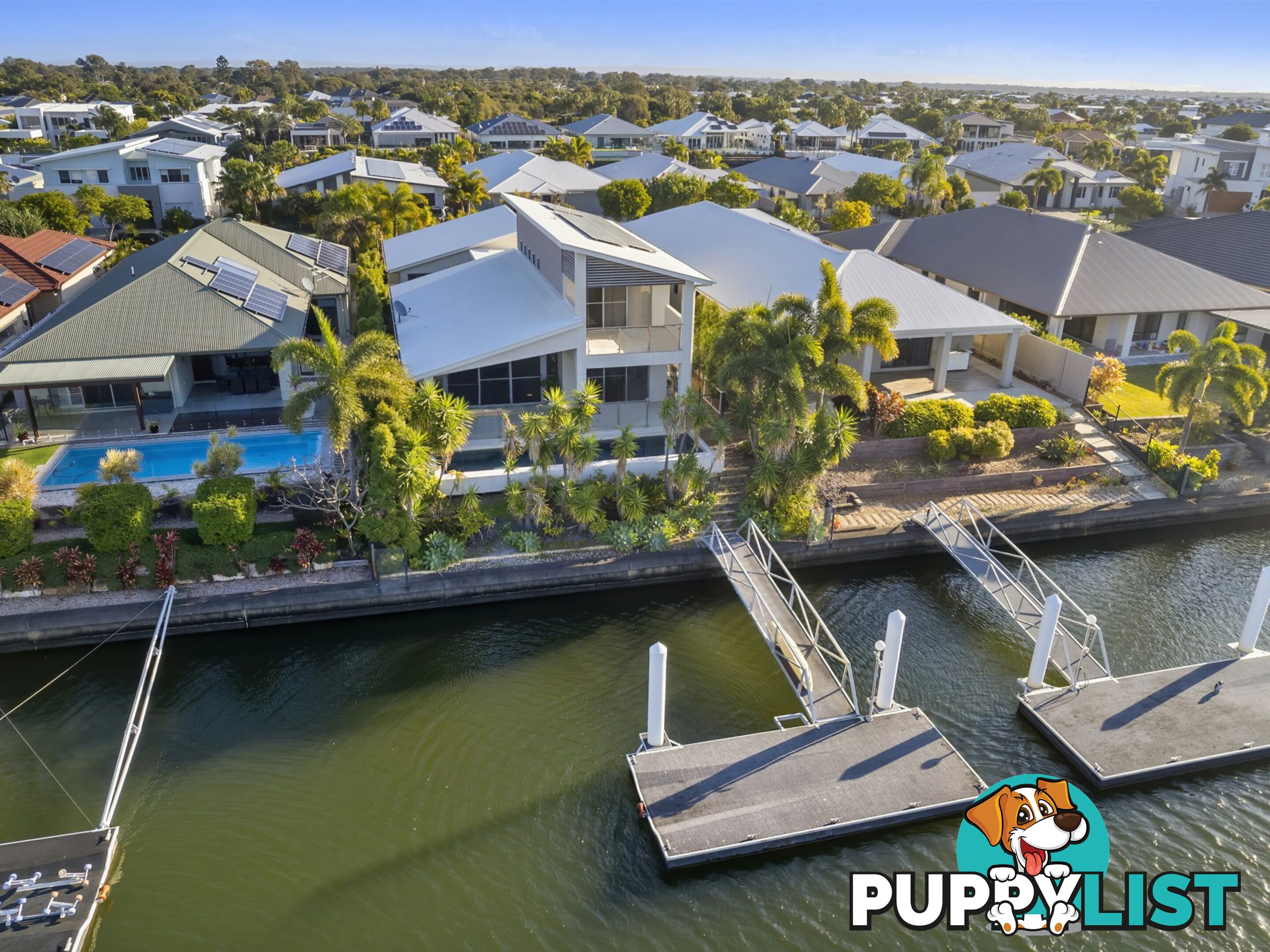 30 The Peninsula BANKSIA BEACH QLD 4507