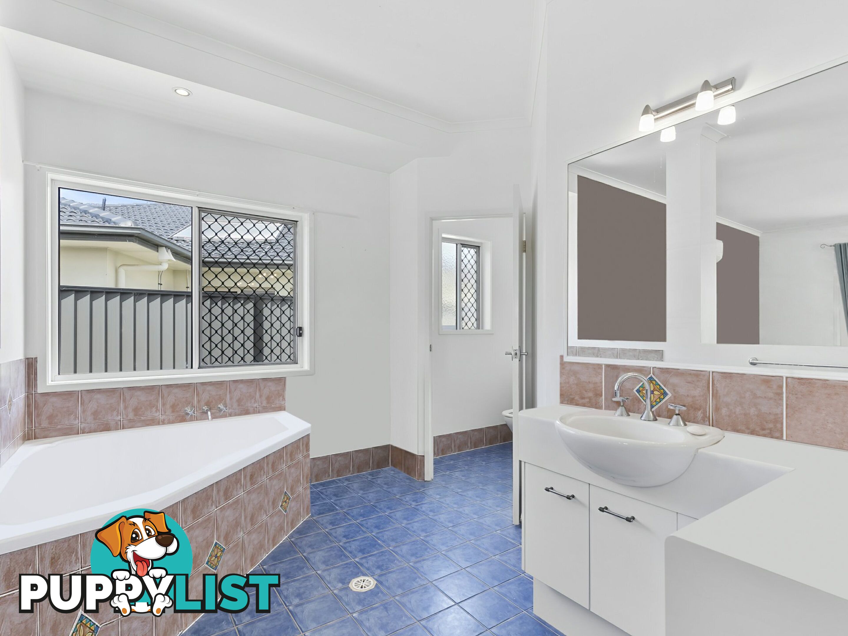 7 Skysail Court BANKSIA BEACH QLD 4507