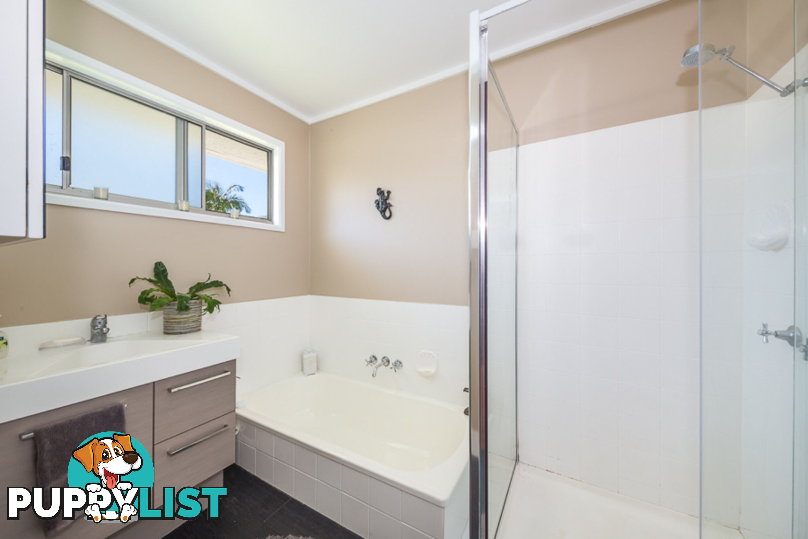 24 Rose Street GODWIN BEACH QLD 4511