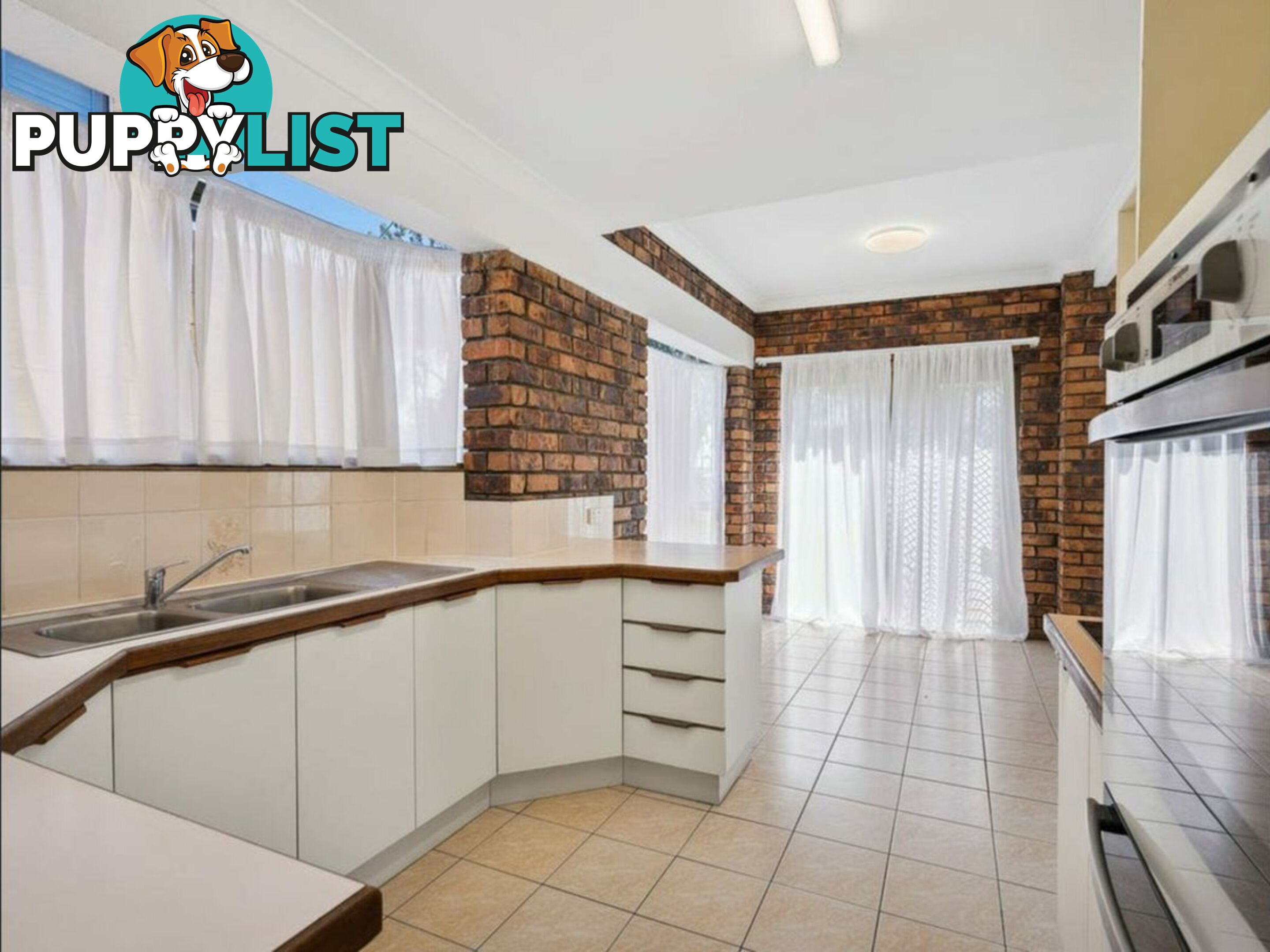 1/23 Solander Esplanade BANKSIA BEACH QLD 4507