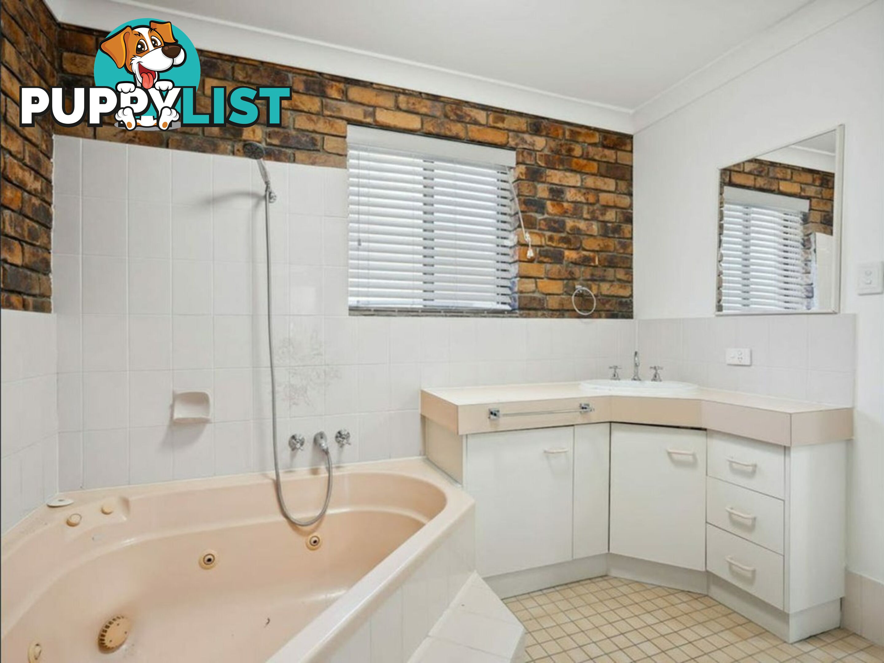 1/23 Solander Esplanade BANKSIA BEACH QLD 4507