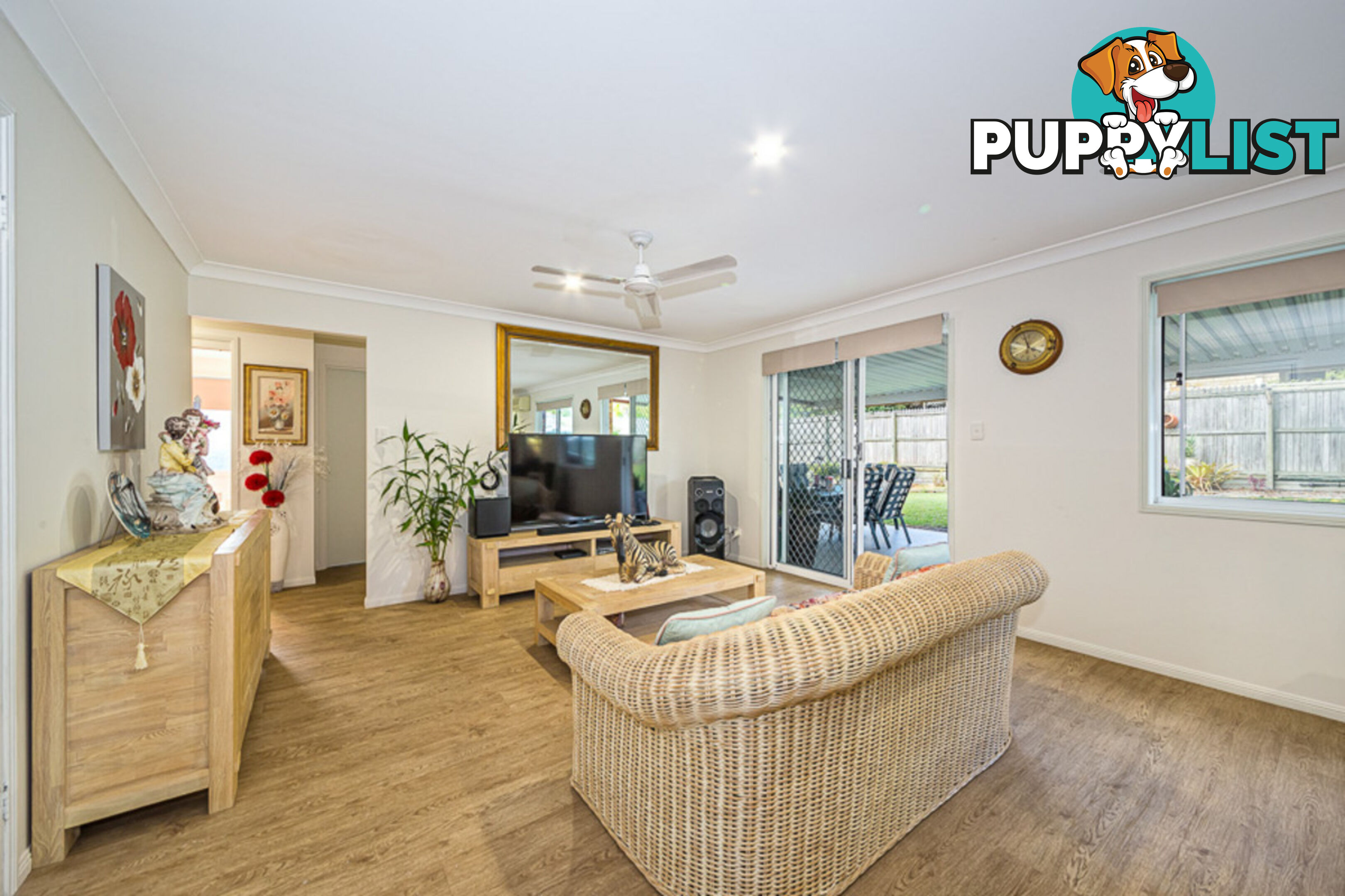 7 Albert Place SANDSTONE POINT QLD 4511