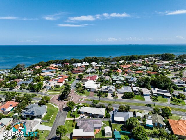 1 Mackerel Street SANDSTONE POINT QLD 4511