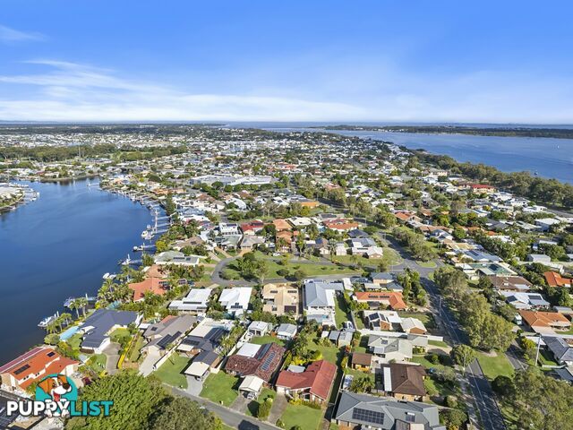 1/5 Carl Court BANKSIA BEACH QLD 4507