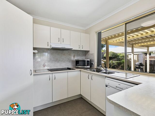 1/5 Carl Court BANKSIA BEACH QLD 4507