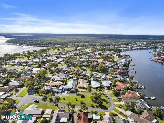 1/5 Carl Court BANKSIA BEACH QLD 4507