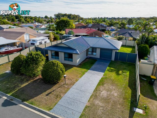 39 Lachlan Crescent SANDSTONE POINT QLD 4511