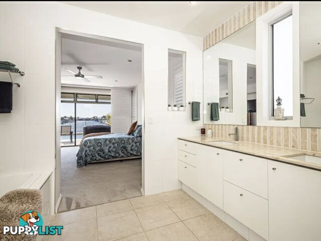 9 Alstonia Court BONGAREE QLD 4507