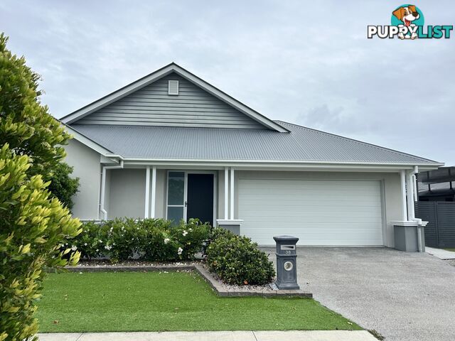 38 Bearberry Street BANKSIA BEACH QLD 4507