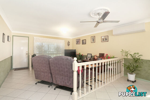 12 Chiltern Place SANDSTONE POINT QLD 4511