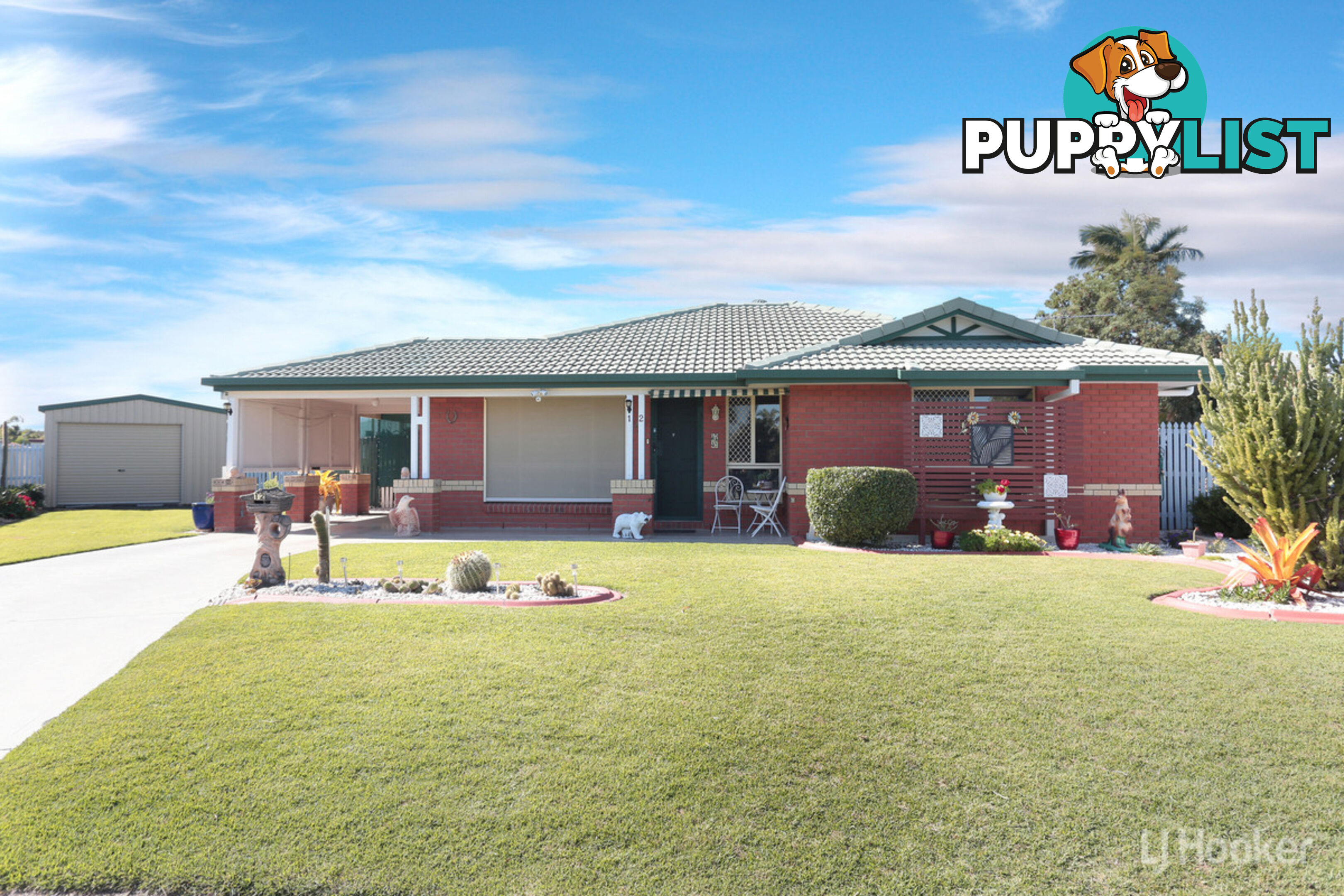 12 Chiltern Place SANDSTONE POINT QLD 4511