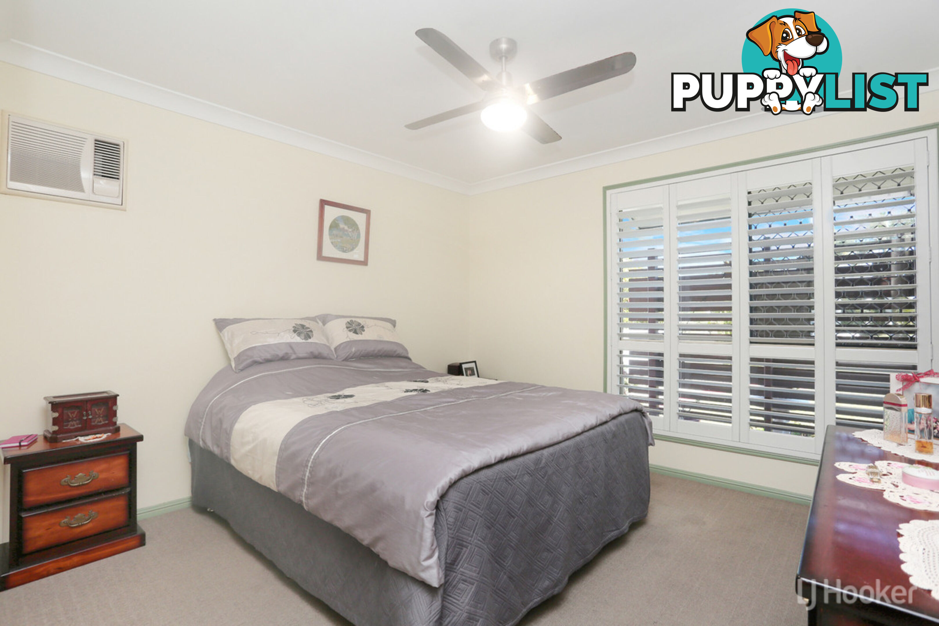 12 Chiltern Place SANDSTONE POINT QLD 4511