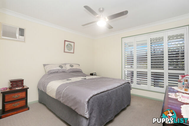 12 Chiltern Place SANDSTONE POINT QLD 4511