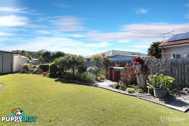 12 Chiltern Place SANDSTONE POINT QLD 4511