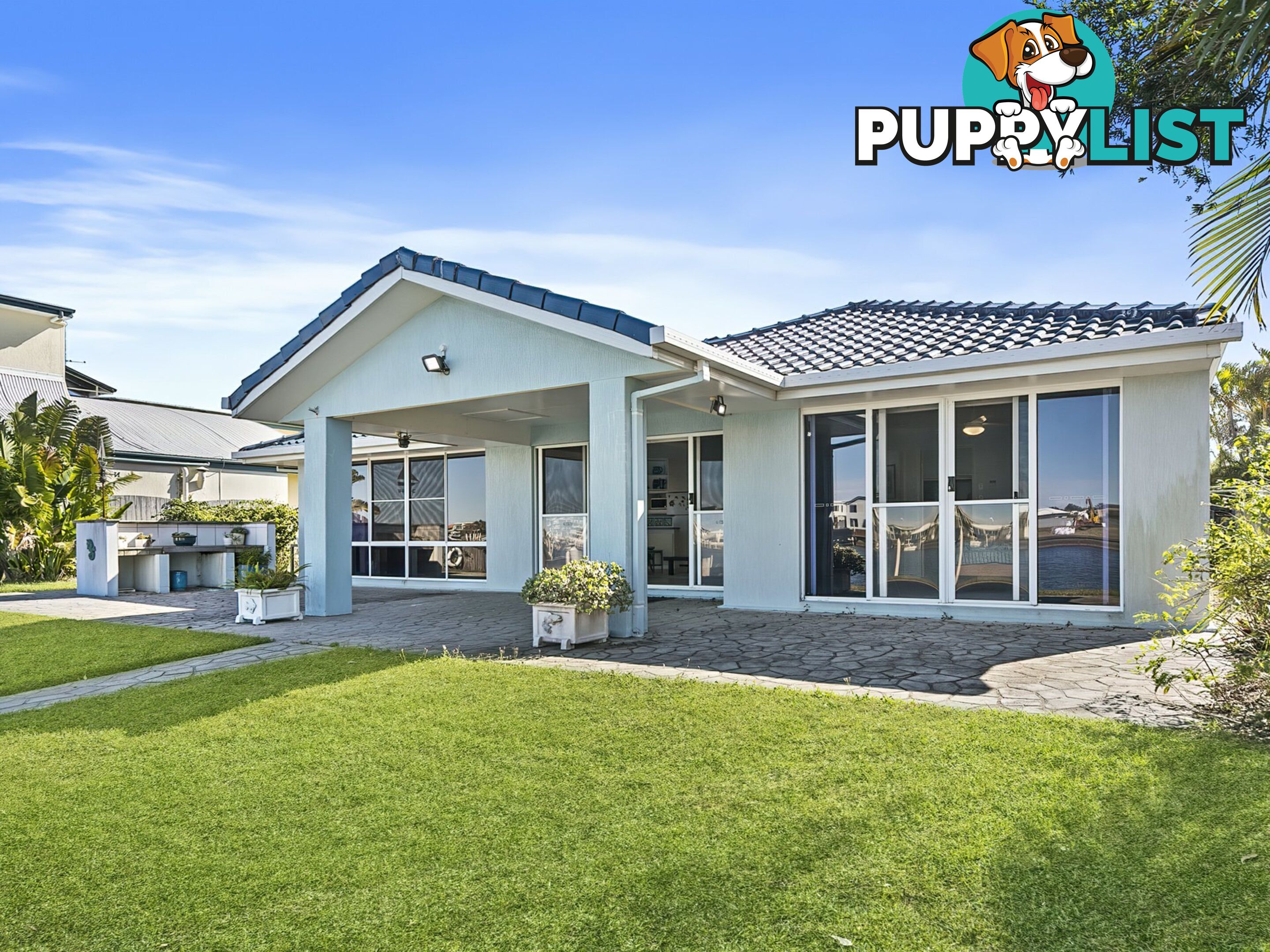 52 Tradewinds Drive BANKSIA BEACH QLD 4507