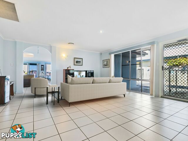 52 Tradewinds Drive BANKSIA BEACH QLD 4507