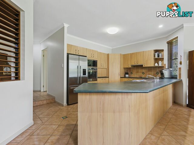 9 Eagle Court BANKSIA BEACH QLD 4507