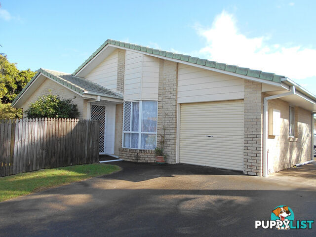 1/5 Chiltern Place SANDSTONE POINT QLD 4511