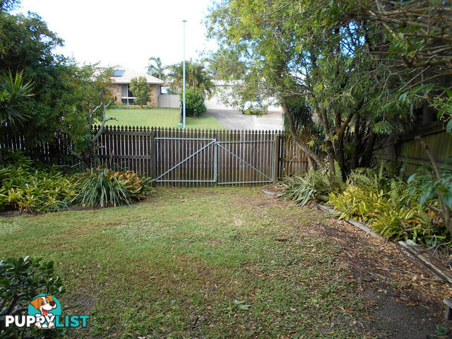 1/5 Chiltern Place SANDSTONE POINT QLD 4511