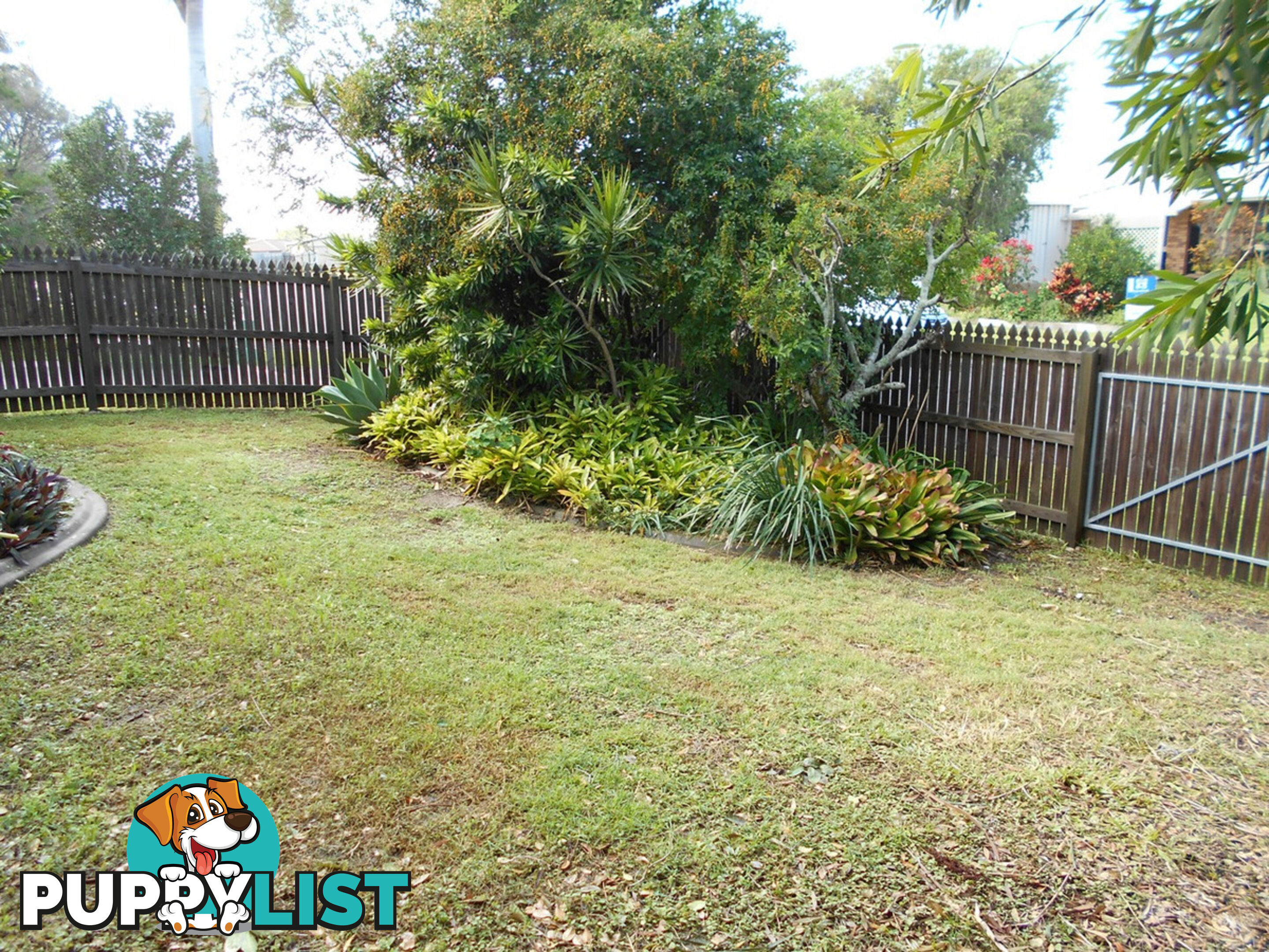 1/5 Chiltern Place SANDSTONE POINT QLD 4511