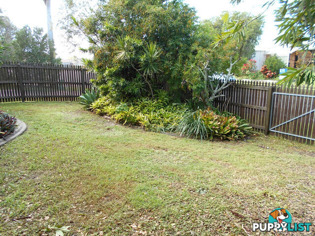 1/5 Chiltern Place SANDSTONE POINT QLD 4511