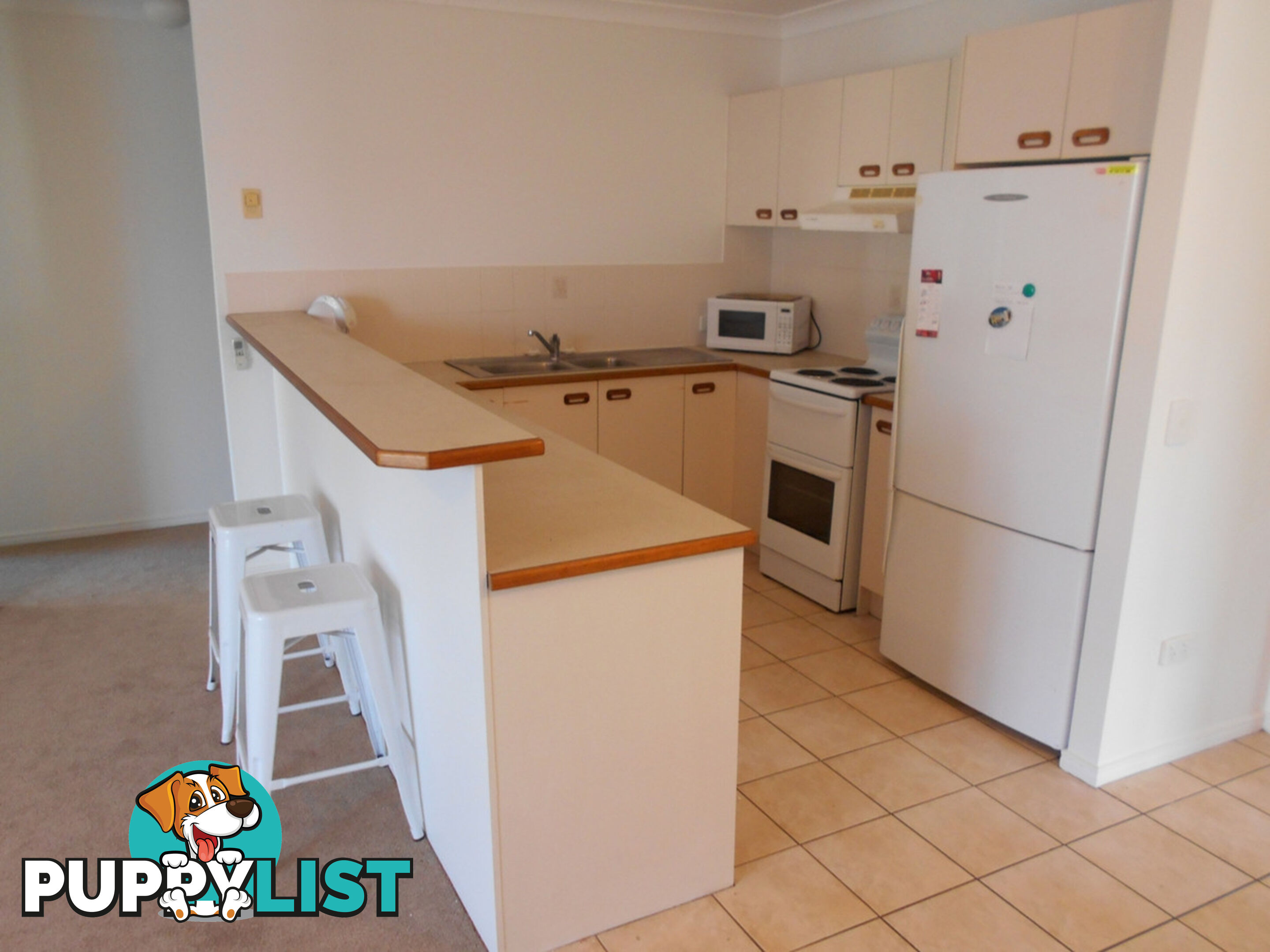 1/5 Chiltern Place SANDSTONE POINT QLD 4511