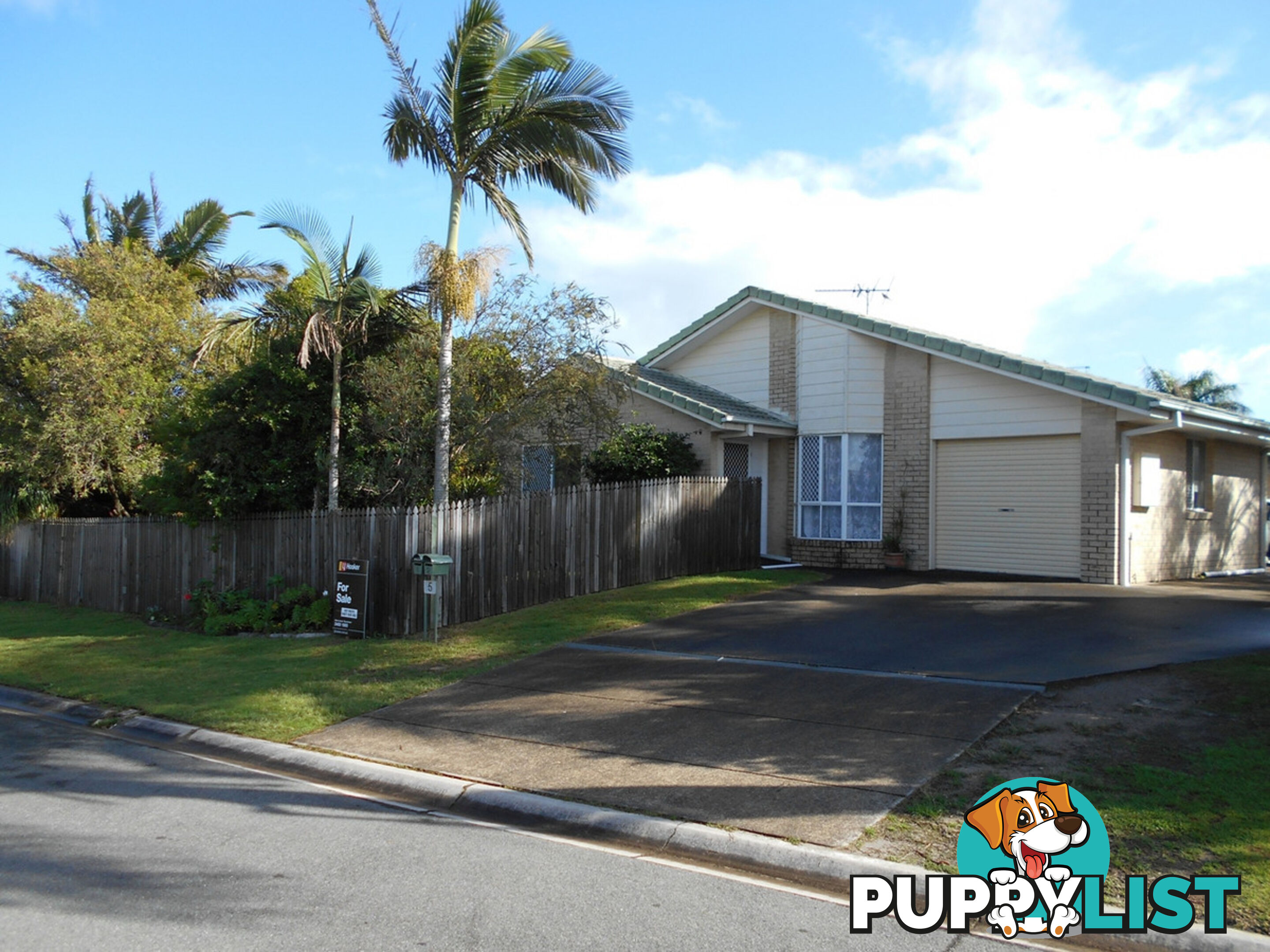 1/5 Chiltern Place SANDSTONE POINT QLD 4511