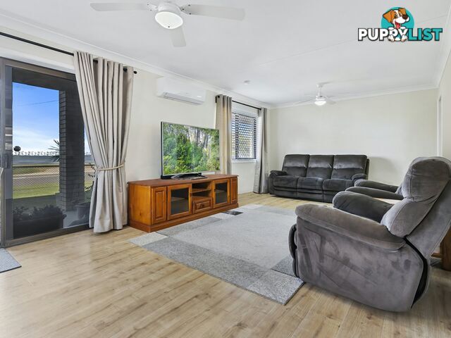 85 Esplanade GODWIN BEACH QLD 4511