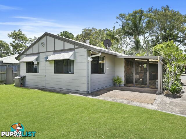 12 Elizabeth Street BEACHMERE QLD 4510