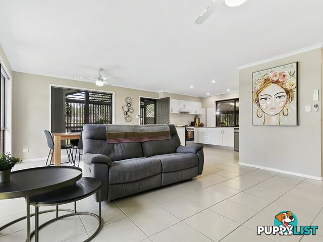 12 Elizabeth Street BEACHMERE QLD 4510