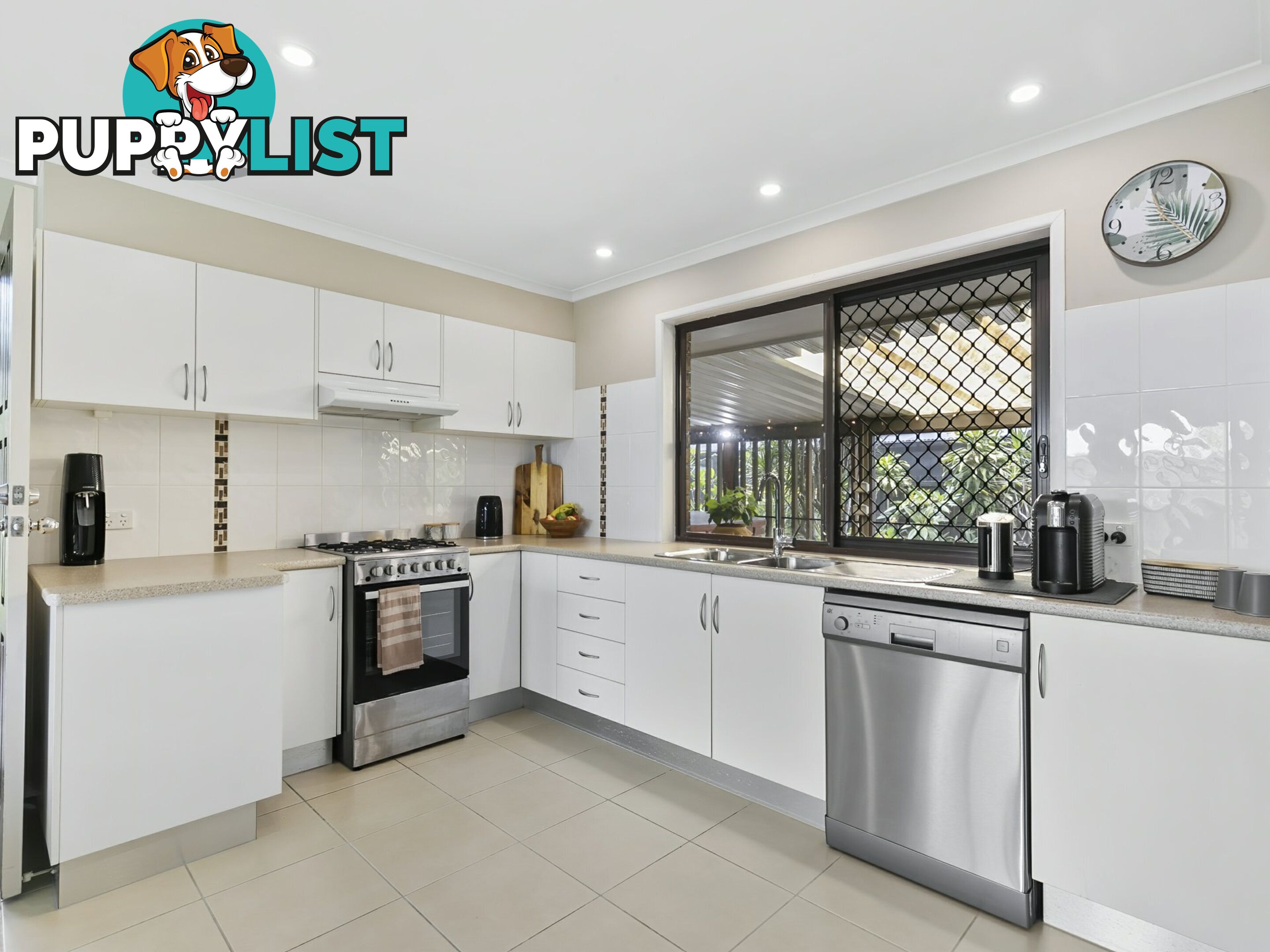 12 Elizabeth Street BEACHMERE QLD 4510