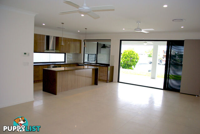 72 Raptor Parade BANKSIA BEACH QLD 4507