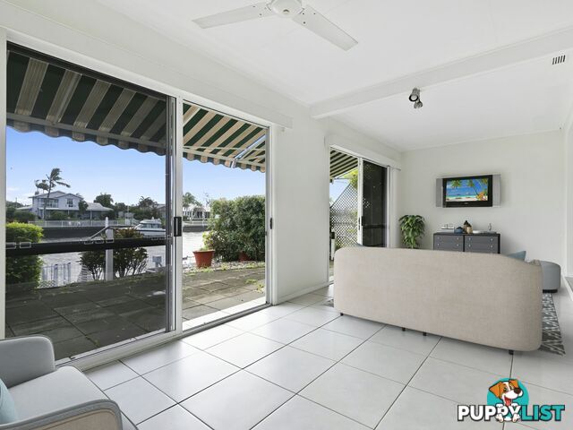 2/8 Tradewinds Drive BANKSIA BEACH QLD 4507