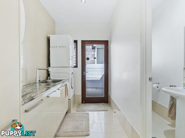 4 Oriole Close BANKSIA BEACH QLD 4507