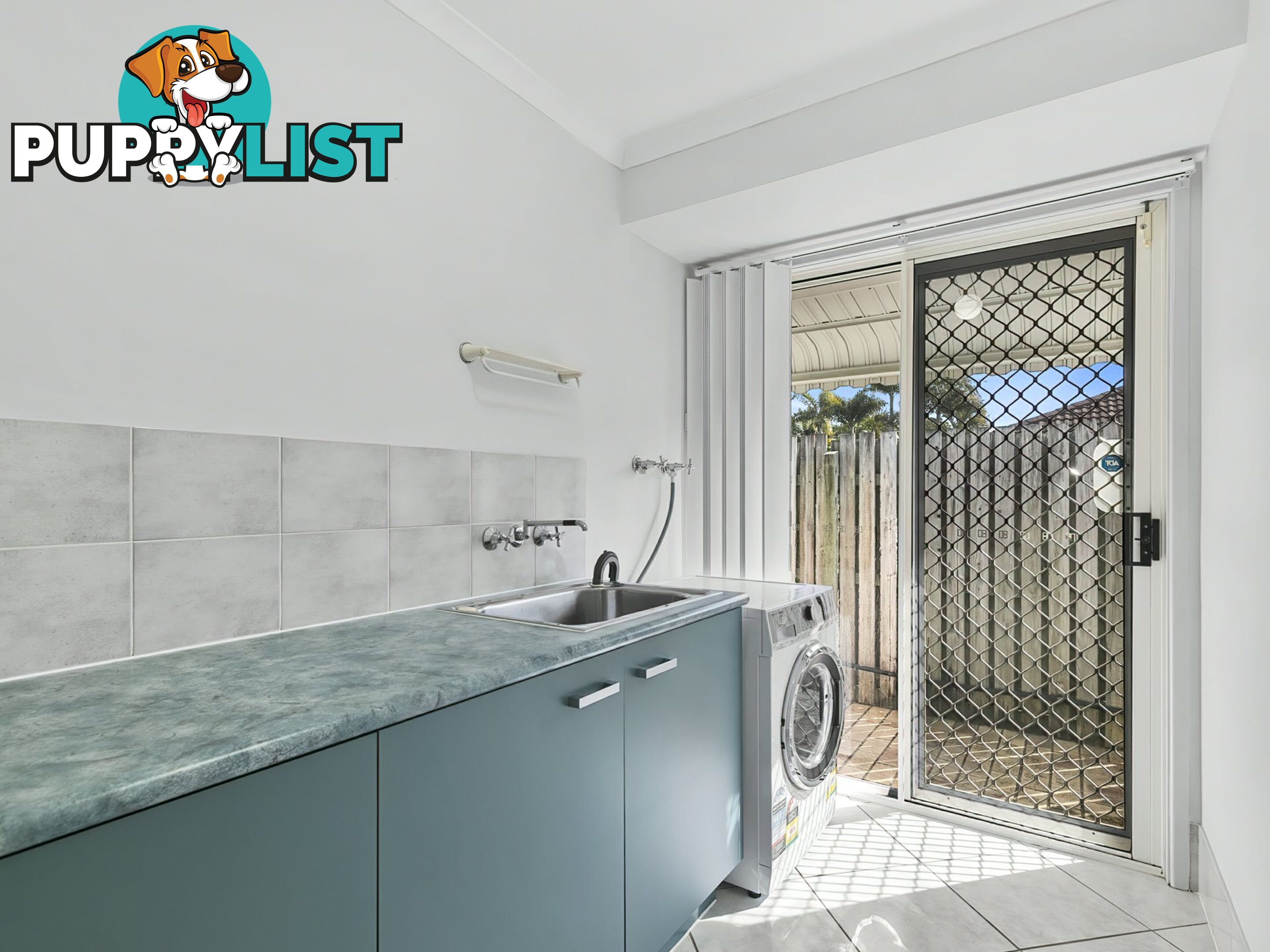21 Pacific Drive BANKSIA BEACH QLD 4507