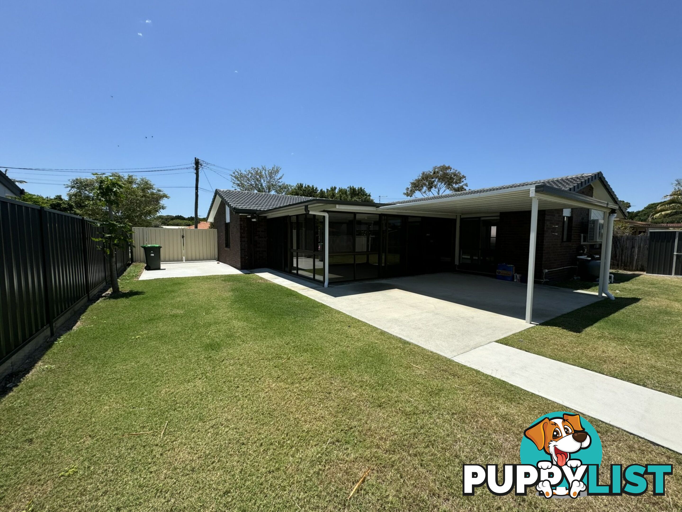 11 Morris Street BONGAREE QLD 4507