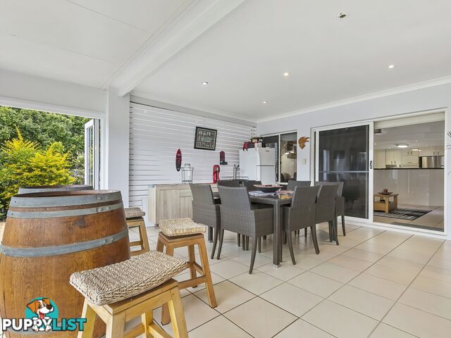 1 Castaway Court BANKSIA BEACH QLD 4507