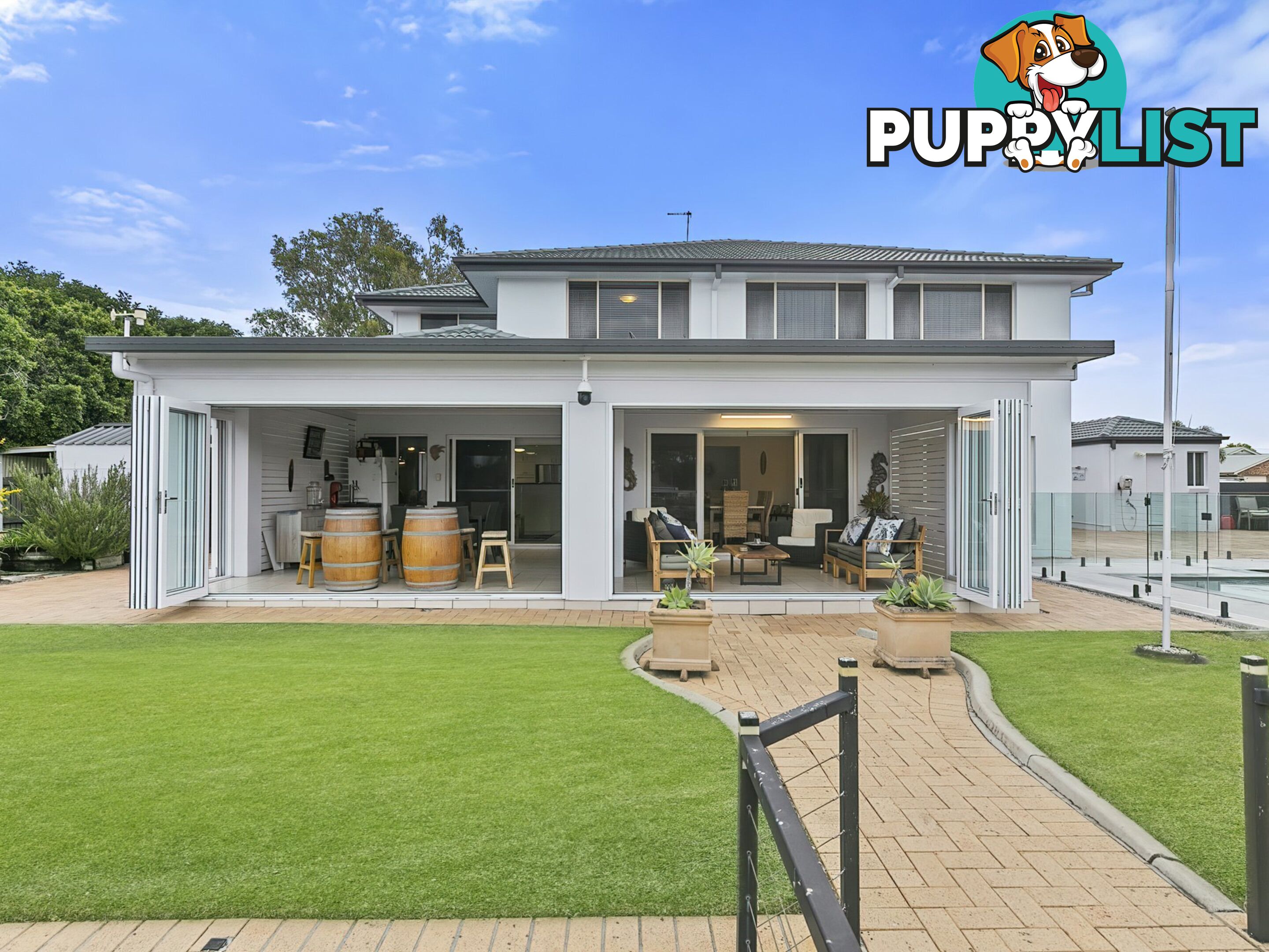 1 Castaway Court BANKSIA BEACH QLD 4507