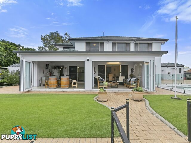 1 Castaway Court BANKSIA BEACH QLD 4507