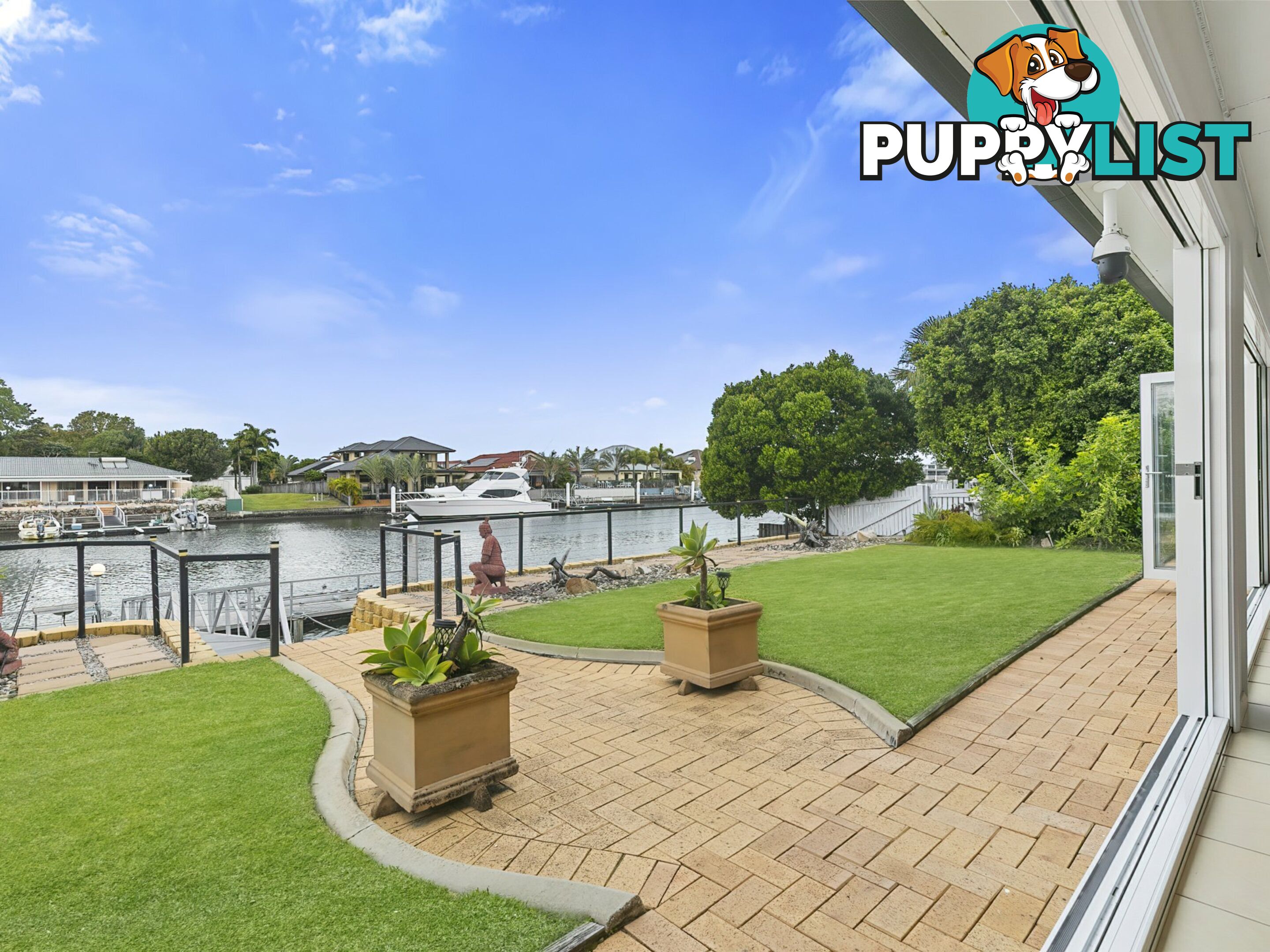 1 Castaway Court BANKSIA BEACH QLD 4507