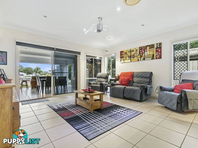 1 Castaway Court BANKSIA BEACH QLD 4507