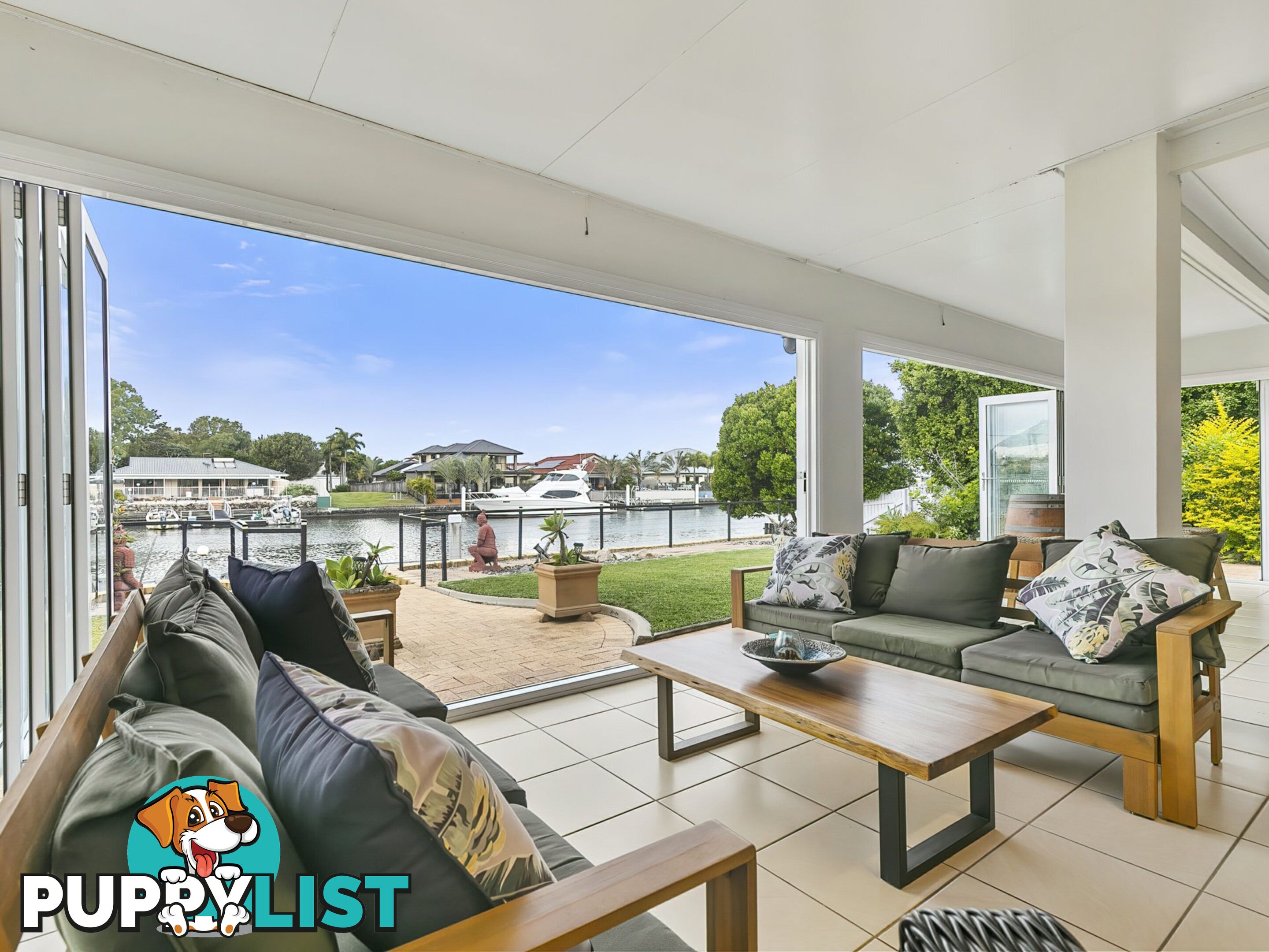 1 Castaway Court BANKSIA BEACH QLD 4507