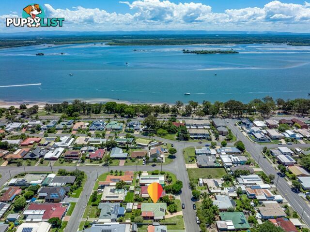 8 Green Street BANKSIA BEACH QLD 4507