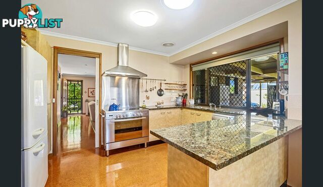 8 Green Street BANKSIA BEACH QLD 4507