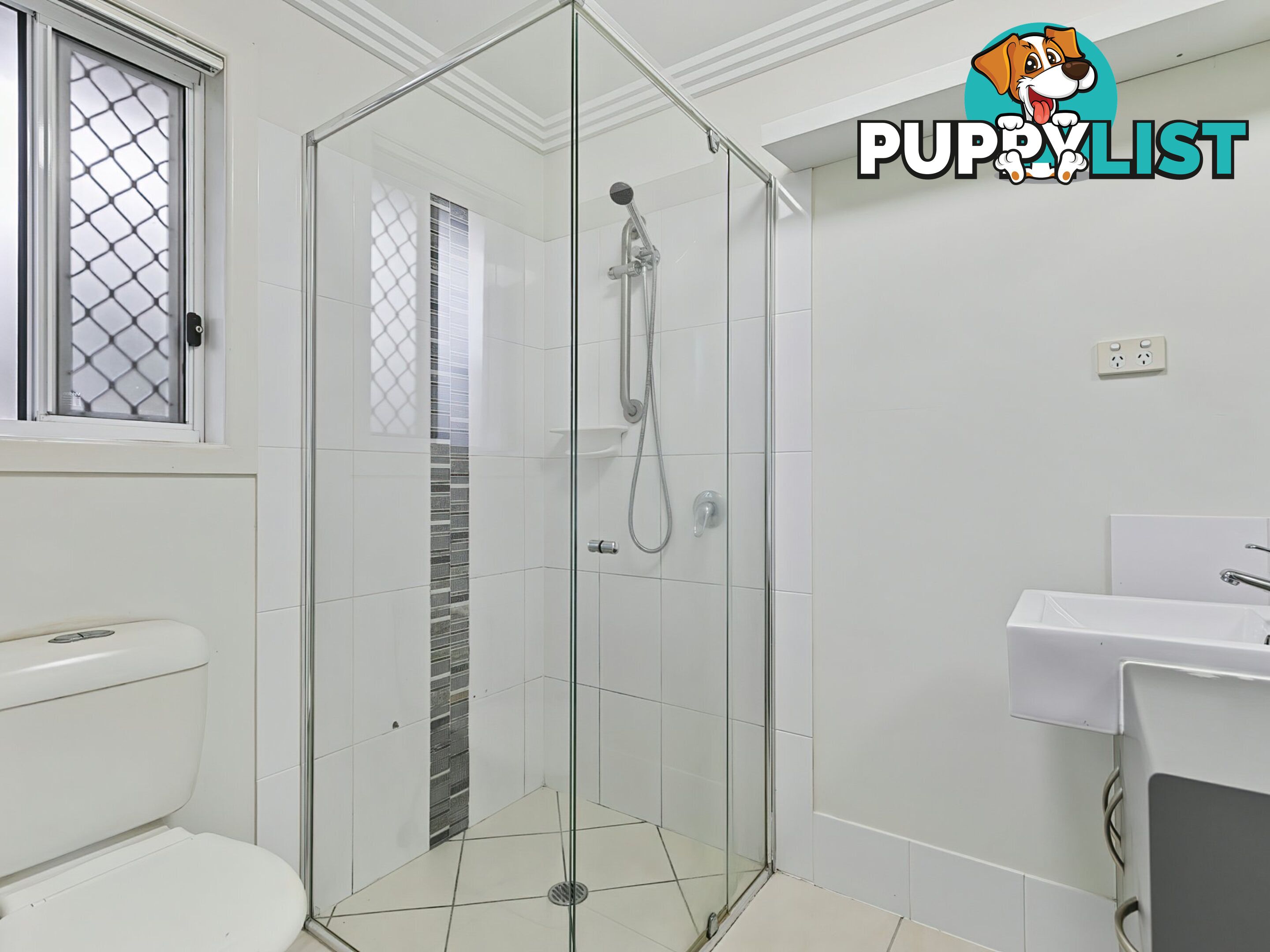6 Sinclair Place NINGI QLD 4511