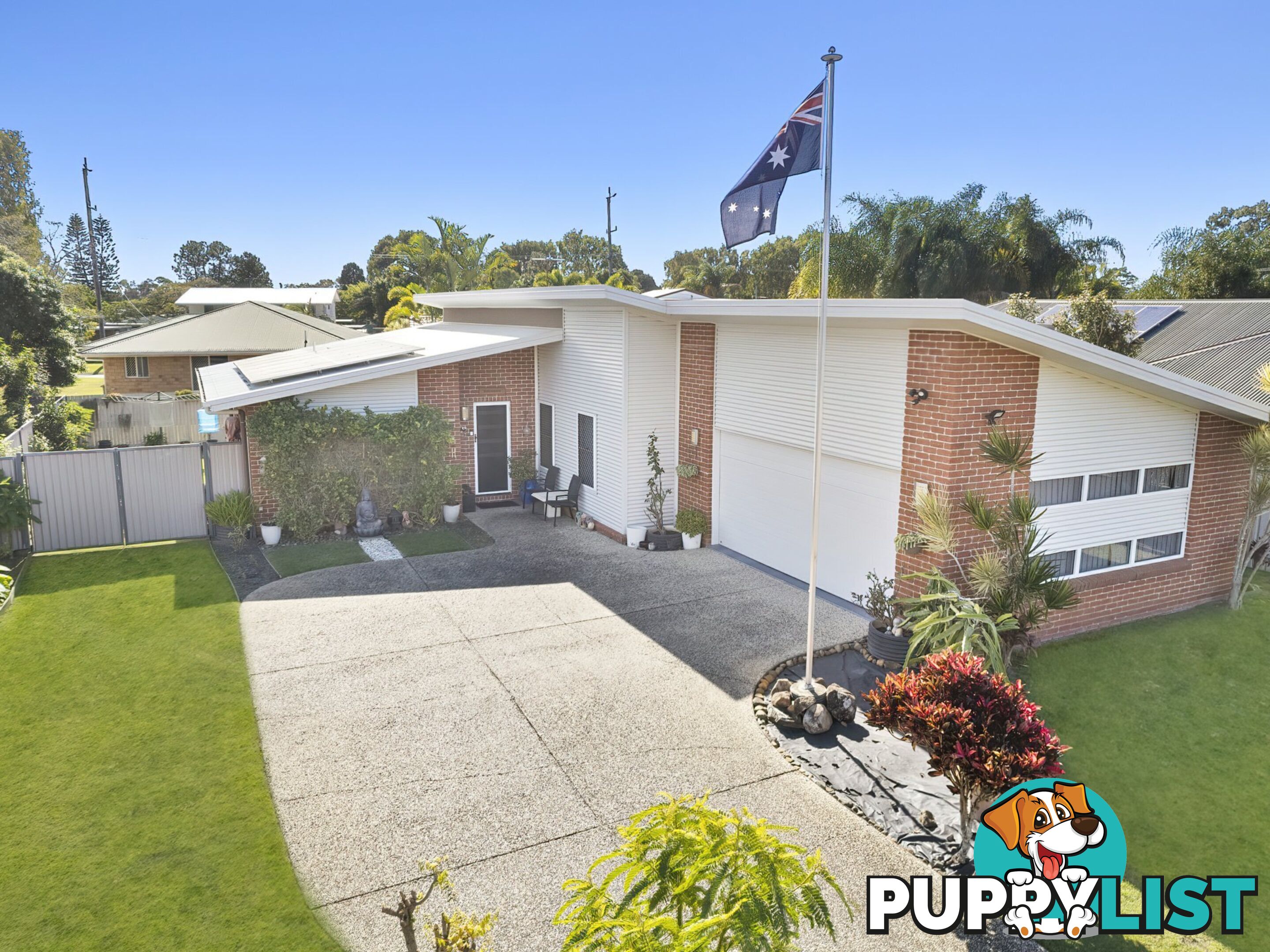 6 Sinclair Place NINGI QLD 4511