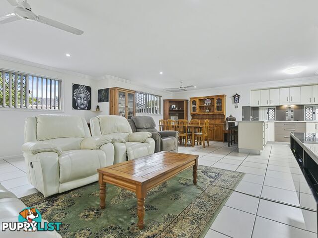 6 Sinclair Place NINGI QLD 4511
